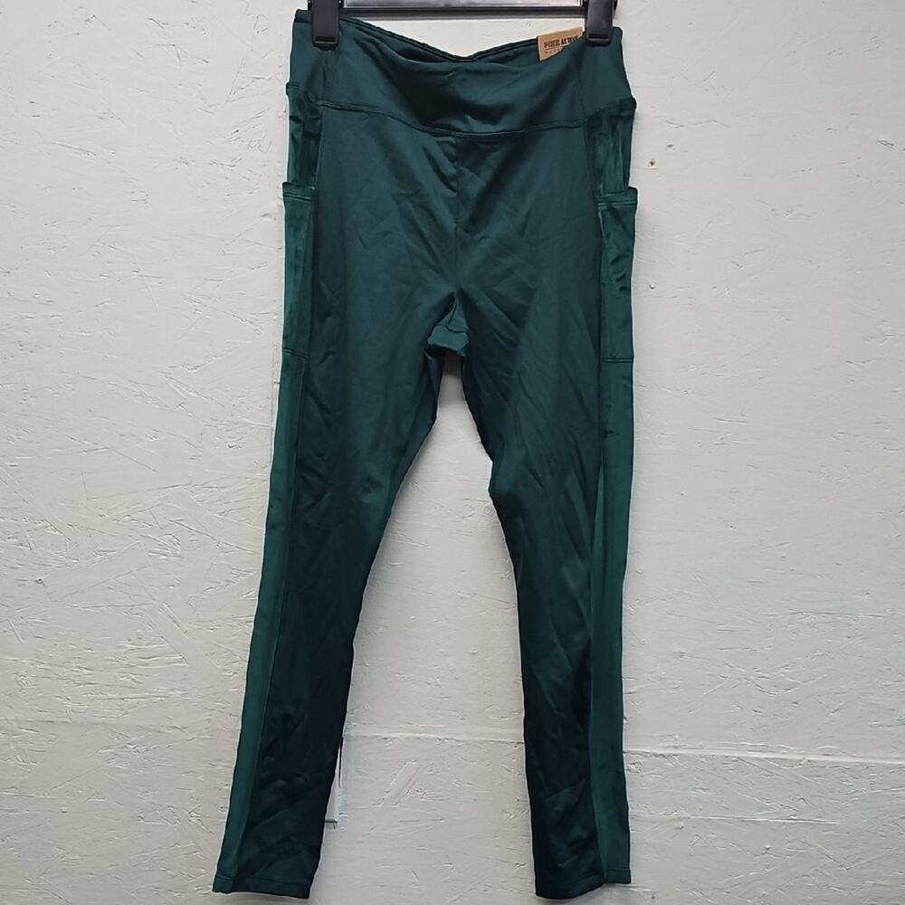 NWT pink by Victoria Secret Green Leggings. Size Large.